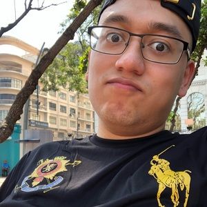 Meet your Posher, Adlai